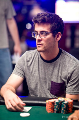 Un poker de sietes rompe el sueño de Dani Cascado en el Sunday Million